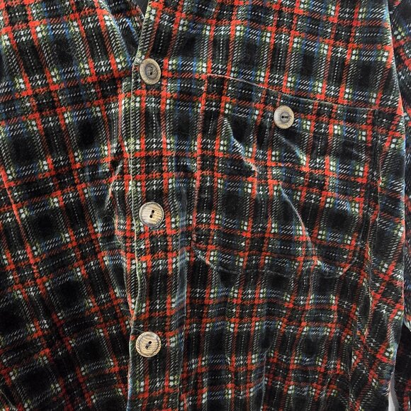 True Grit Black and Red Plaid Casual Button Down Shirt - Picture 8 of 8